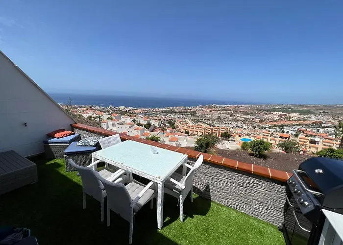 2 Bedroom Apartment With Breathtaking View Of The Sea - Sunset